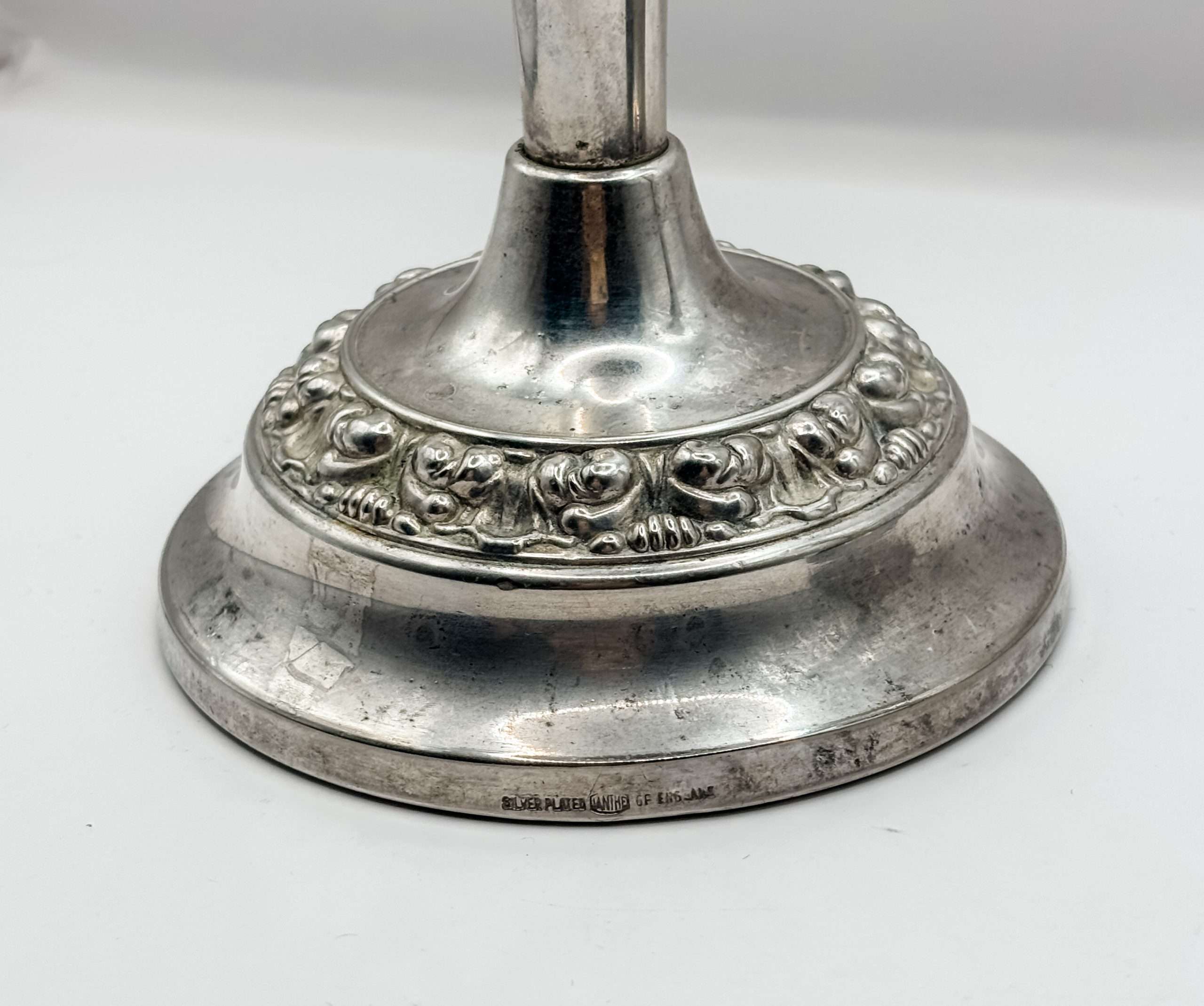 Antique Silver Plated Scroll Design Candlesticks – Elegant 190mm Pair - Image 5