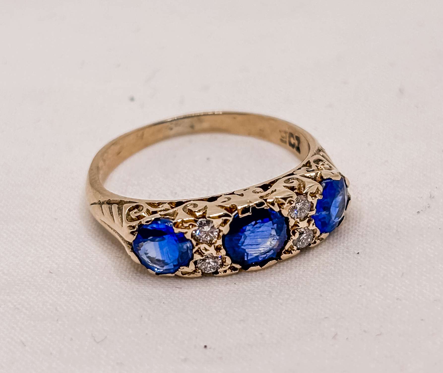 9ct Yellow Gold Sapphire & Diamond Ring – Three Stone Bridge Setting – Size N½