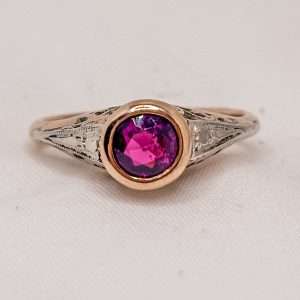 9ct Yellow, White & Rose Gold Almandine Garnet Filigree Ring – Vintage Tri-Gold Design – Size L