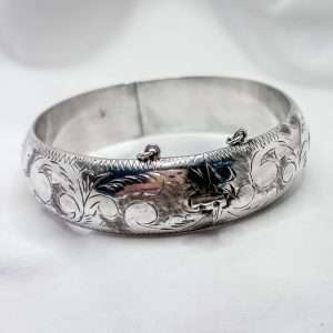 Vintage Sterling Silver Engraved Hinged Bangle – 22.7g – STG 925
