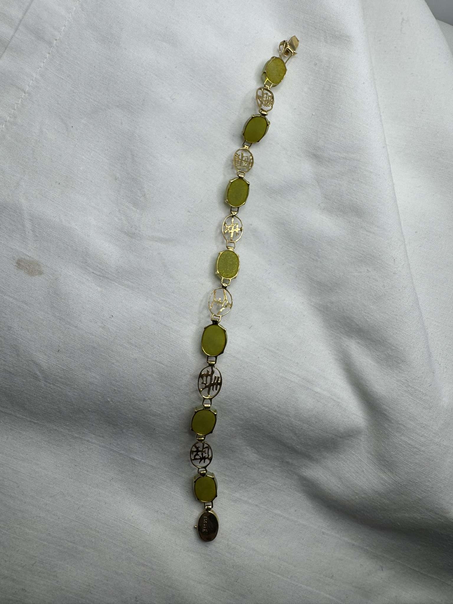14ct Yellow Gold Jade Bracelet - Image 3
