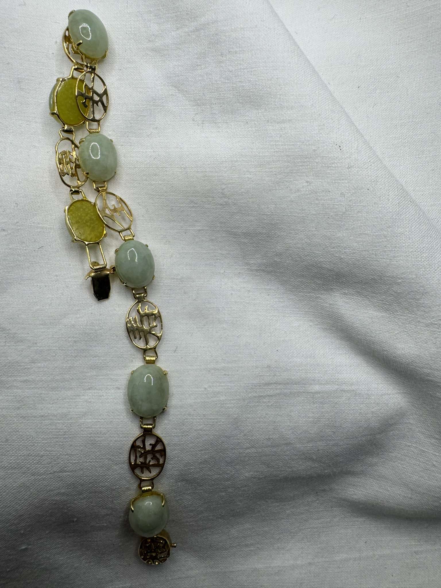 14ct Yellow Gold Jade Bracelet - Image 2