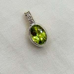 9ct Peridot Diamond Pendant